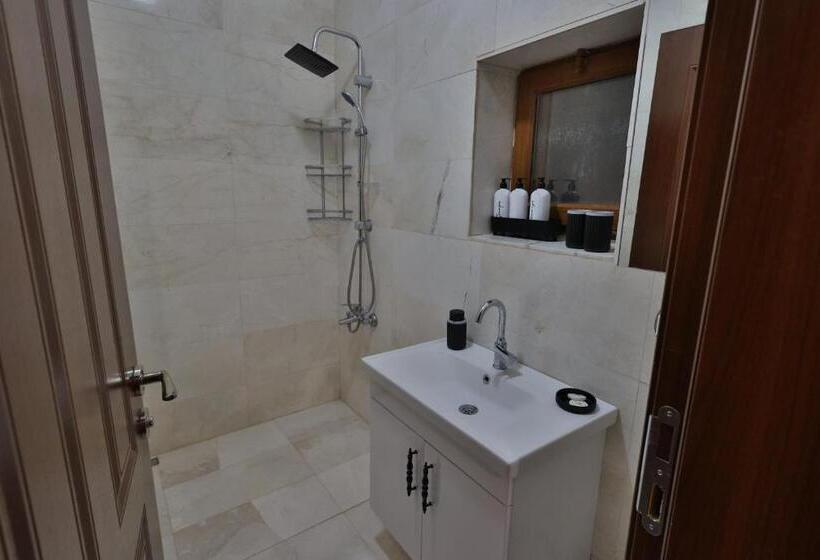 חדר סטנדרט עם ג'קוזי, Yellow Stone House