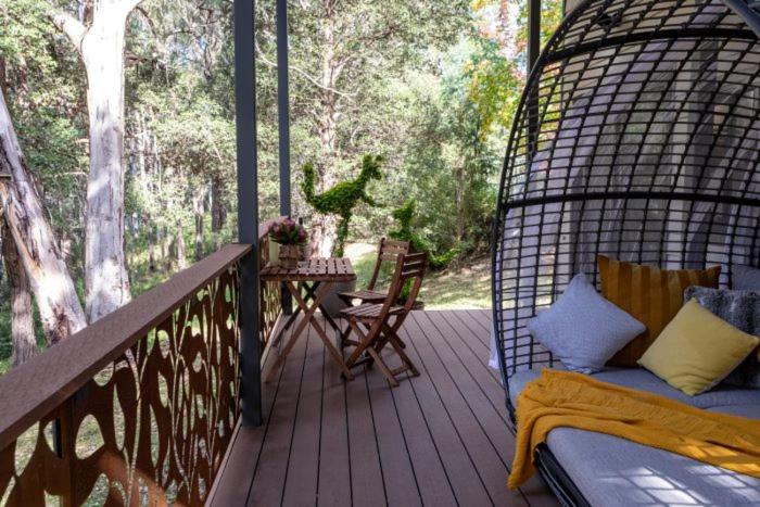 חדר סטנדרט נוף להרים, Frog Hollows