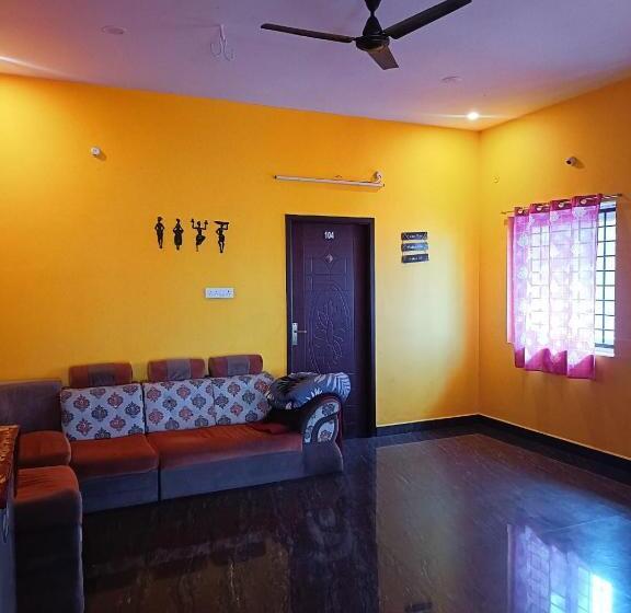 ویلای 2 خوابه, La Tanvi Villa @serenity Beach Side