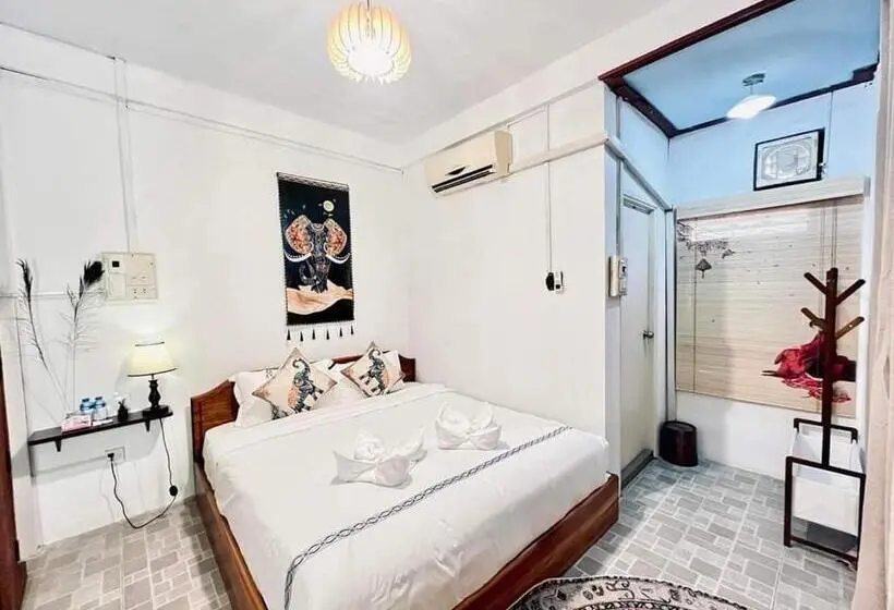 Standard-huone, Vangvieng Pool House