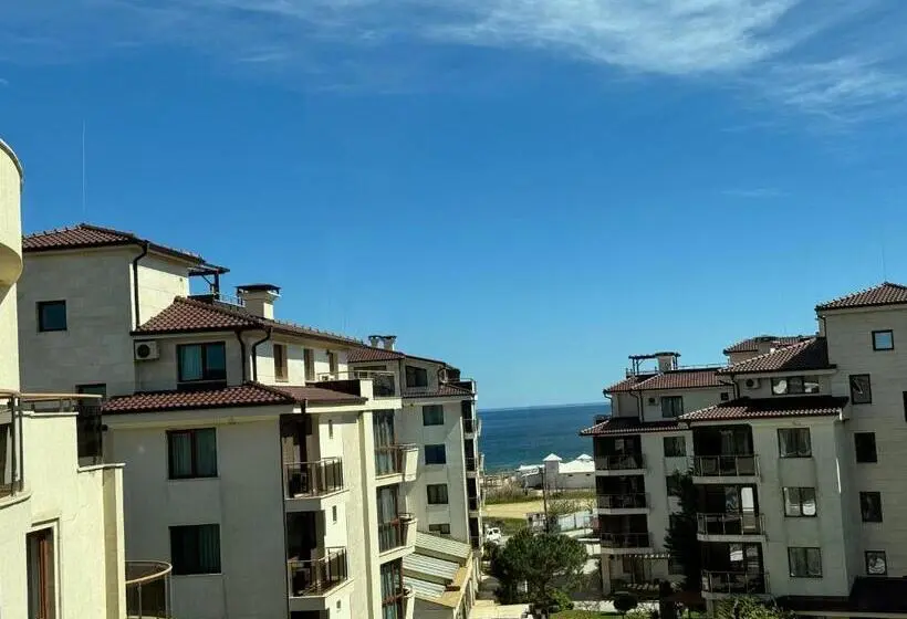 海の見える１ベッドルームアパートメント, Sunshine Apartment
