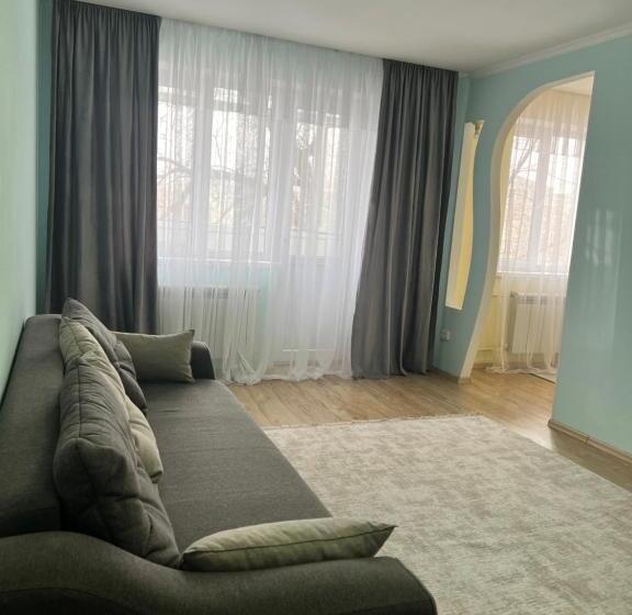اتاق کلاسیک چهارنفره, ип.медина