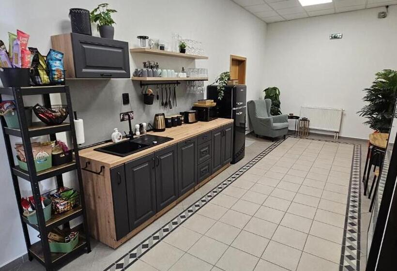 Четырехместный Номер Стандарт, Penzion Grand Nymburk