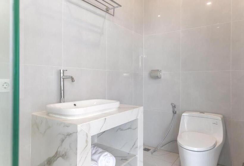 Номер Deluxe, Twospaces Living At Deros Resort & Cafe, Bogor