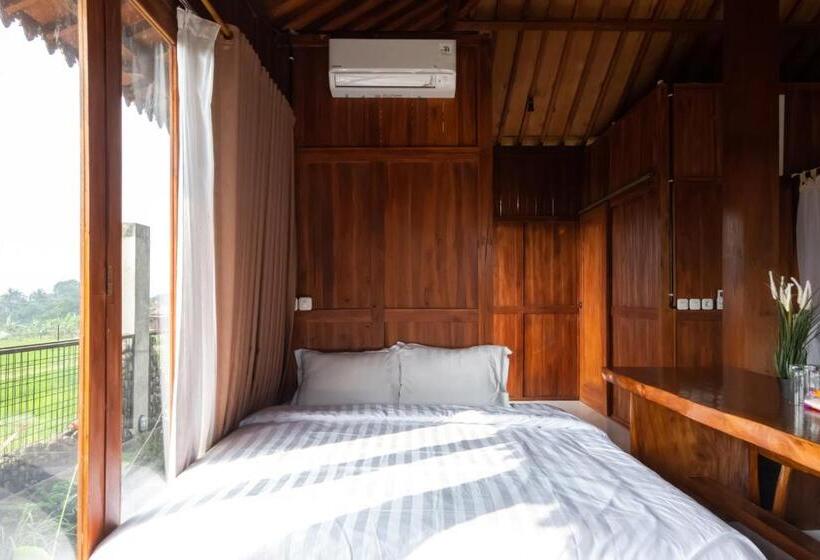 Семейный Номер Вид на Горы, Twospaces Living At Deros Resort & Cafe, Bogor