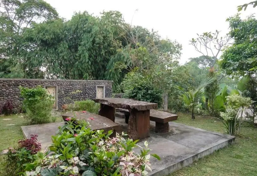 Superior-huone, Twospaces Living At Deros Resort & Cafe, Bogor