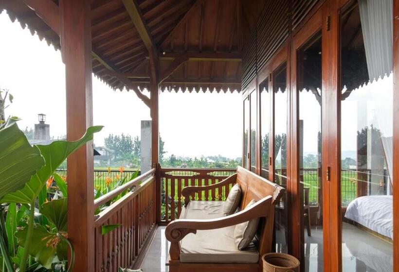 Семейный Номер, Twospaces Living At Deros Resort & Cafe, Bogor