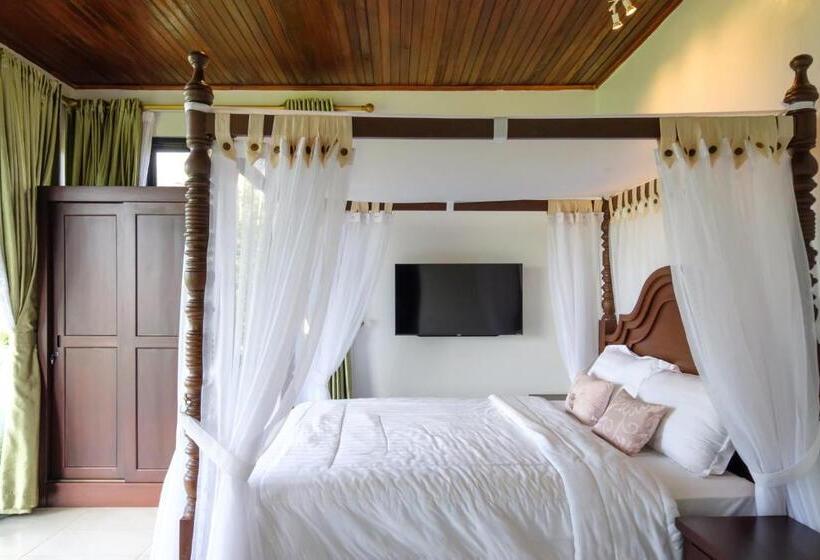 Номер Стандарт, Twospaces Living At Deros Resort & Cafe, Bogor