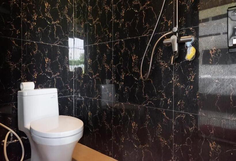 Номер Стандарт, Twospaces Living At Deros Resort & Cafe, Bogor