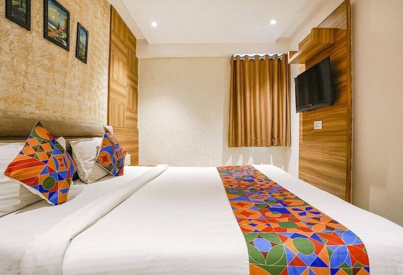 Номер Deluxe, Fabhotel Kingsway