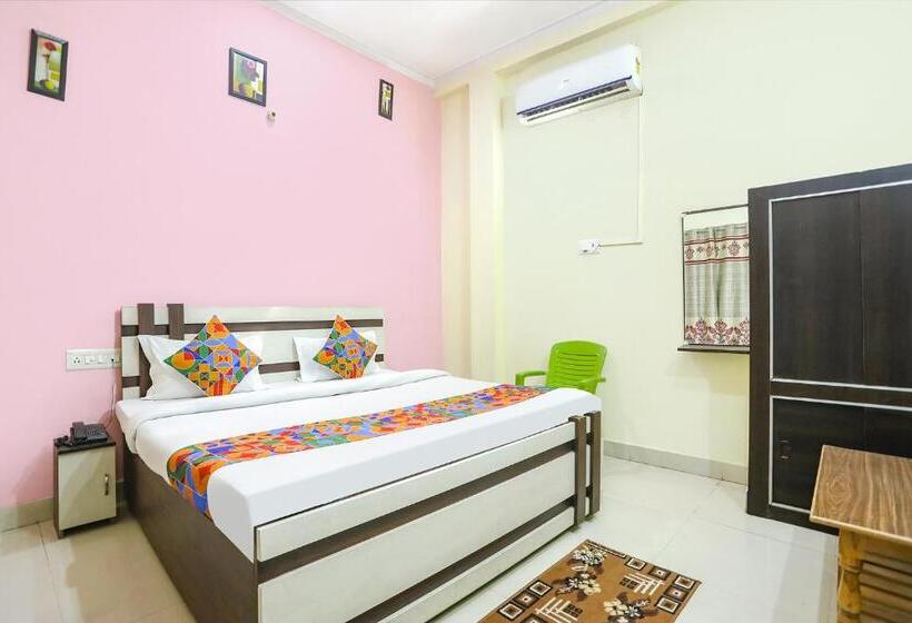 デラックスルーム, Fabexpress Maa Vaishno Palace