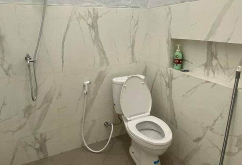 غرفة قياسية, Spot On 93832 Lies Kostel Syariah