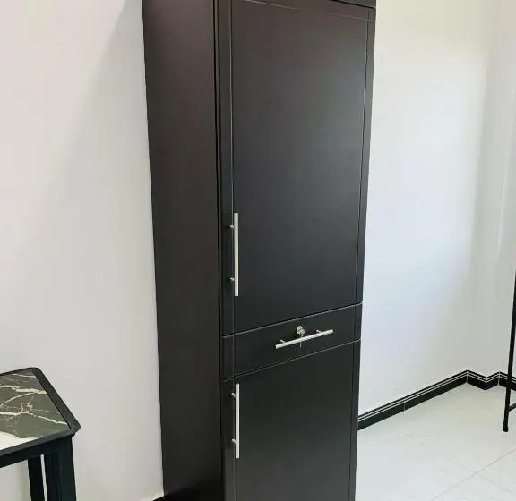 Chambre Deluxe, Sss