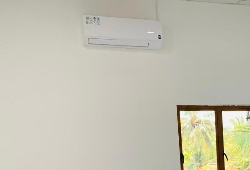 デラックスルーム, Sss