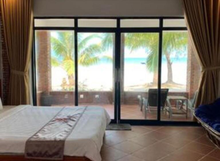 デラックスバンガロー, Soon Noeng Bungalow With Air Conditioner