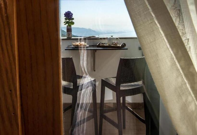 Triple Room Sea View, B&b Rosaria Sea View