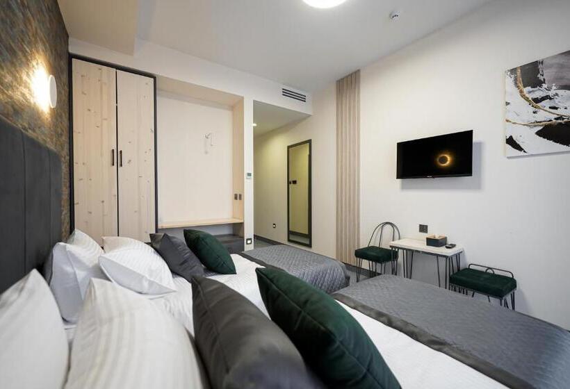 스탠다드 룸, Dynasty