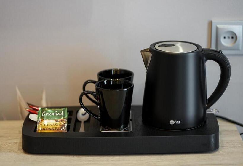 스탠다드 룸, Dynasty