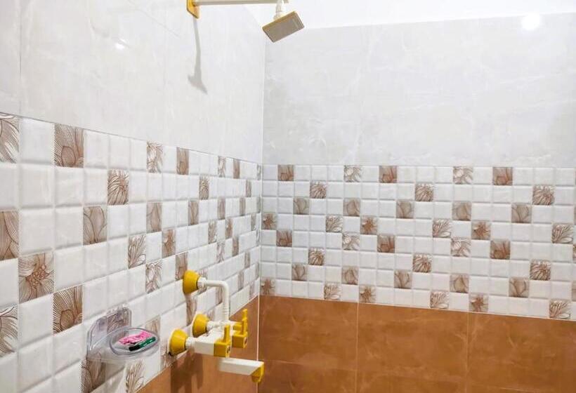 デラックスルーム, Lord Krishna