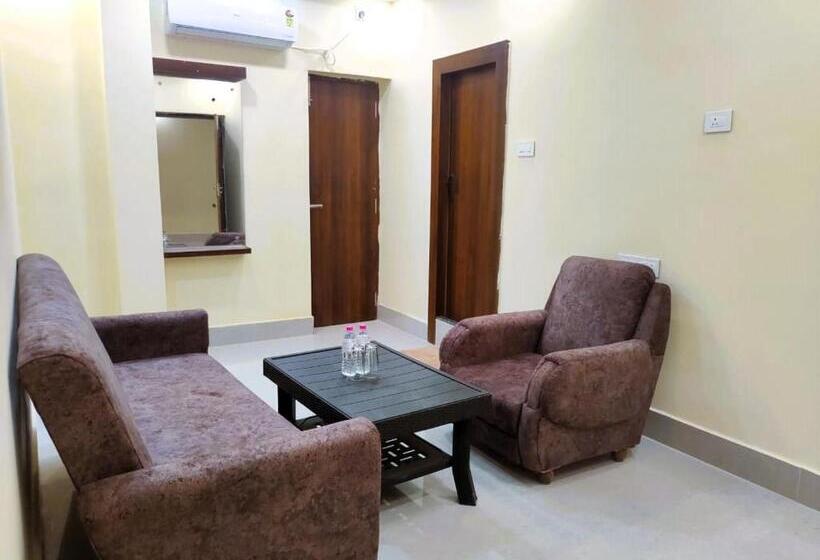 デラックススイート, Lord Krishna