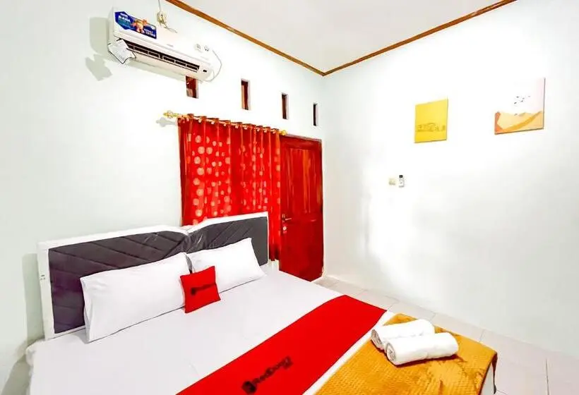 スタンダードルーム, Reddoorz Syariah Near Rs Bhayangkara Nganjuk