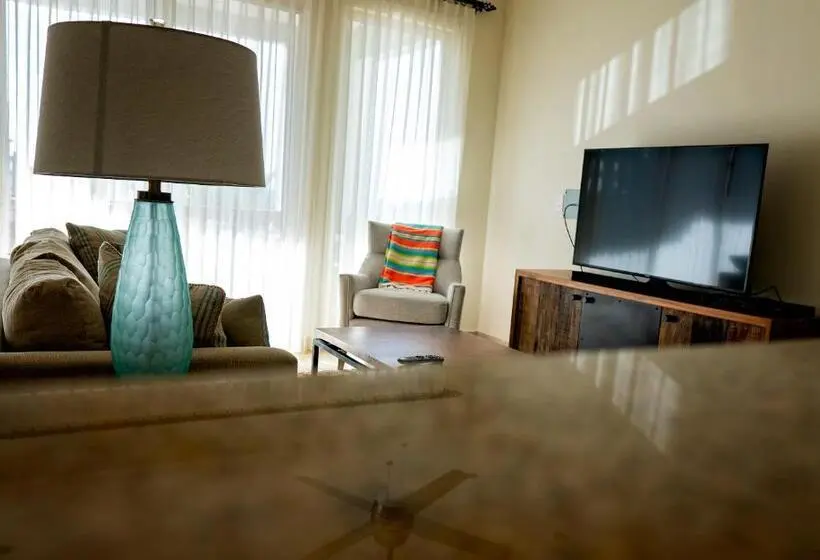 海の見える１ベッドルームアパートメント, Paraiso Del Mar Condominiums