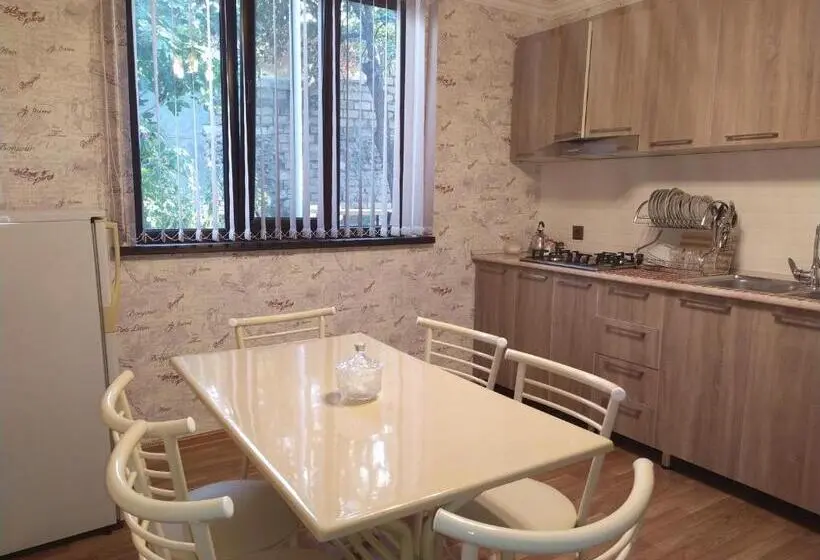 اتاق استاندارد, Ganja Guest House