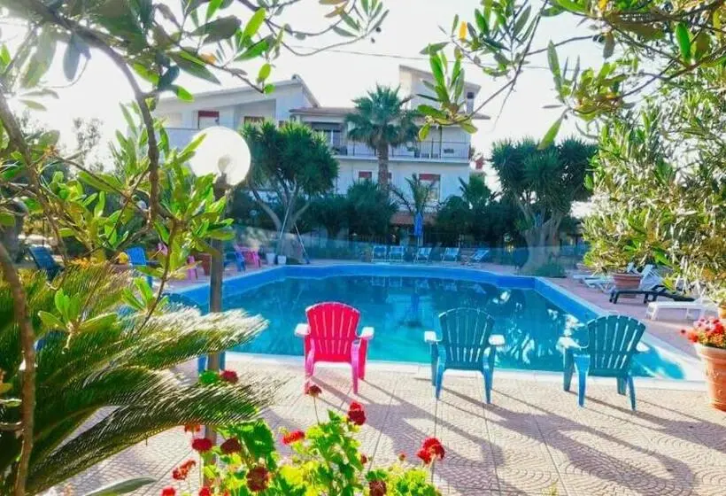 Apartamento 1 Dormitório com Terraço, Residence Sciacca Hope