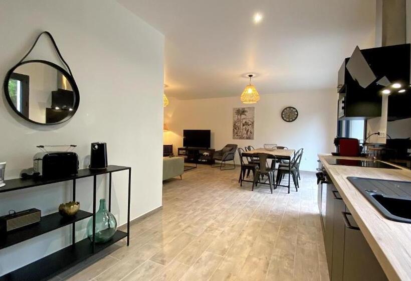 סוויטת 2 חדרי שינה, Breakislebed Chambres Ou Suites Dans Maison