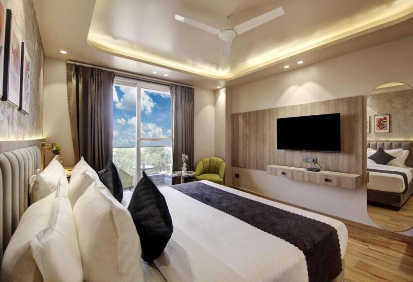 Номер Deluxe с Балконом, Saltstayz Sage   Near Golf Course Road