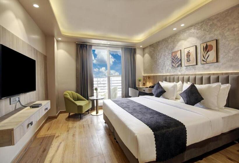 Номер Deluxe с Балконом, Saltstayz Sage   Near Golf Course Road