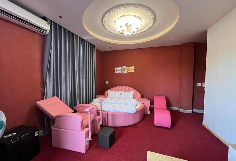 سوییت, Thành Phố Mới