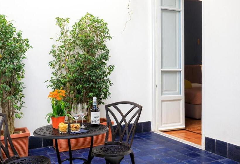 带1个卧室的带阳台的公寓, Belmonte Luxury Rooms   Lr Collection