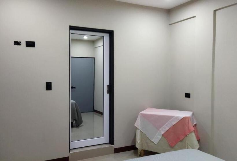 اتاق استاندارد با چشمانداز دریاچه, Casa Lolita S