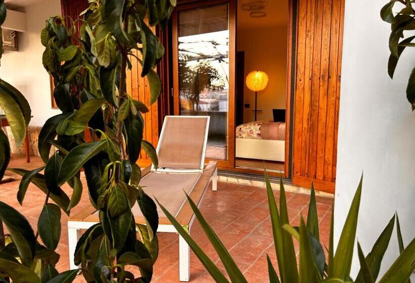 デラックスルーム, Camera Corallo Sorrentino