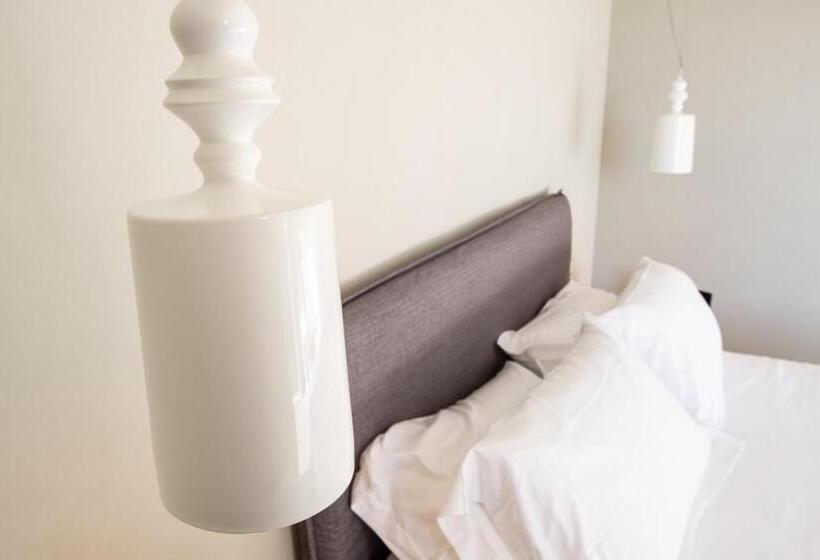 标准间, Moliké Country House