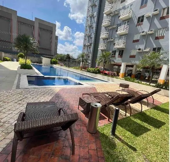 Standard-studio Parveke, Vinatge Modern Studio Condo Unit W/ Balcony