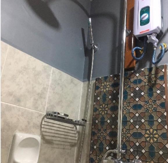 استودیو استاندارد با بالکن, Vinatge Modern Studio Condo Unit W/ Balcony