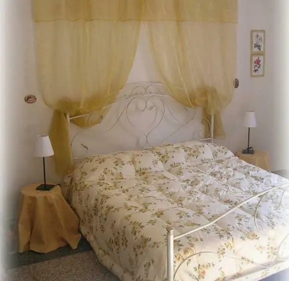 اتاق استاندارد سه نفره, Ascoli Antica B&b
