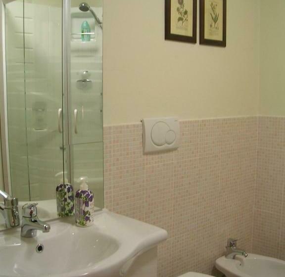 اتاق استاندارد چهار تخته, Ascoli Antica B&b