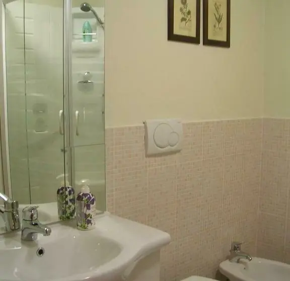 اتاق استاندارد چهار تخته, Ascoli Antica B&b