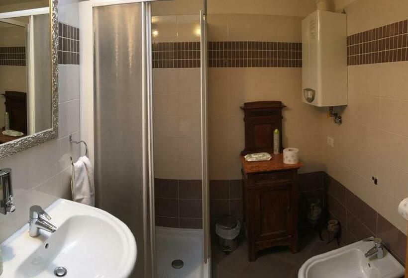 اتاق استاندارد چهار تخته, B&b Eden