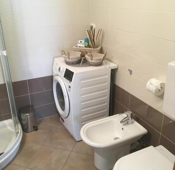 3 Sovrums Lägenhet, B&b Eden