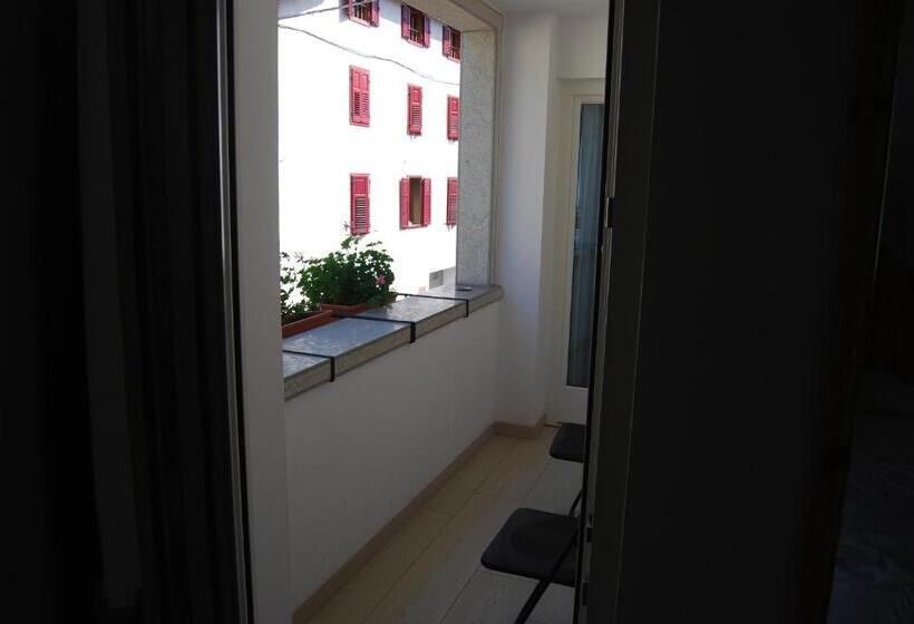 이코노미 룸, B&b Nido Delle Aquile
