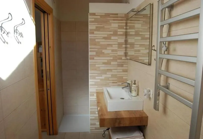 エコノミールーム, B&b Nido Delle Aquile