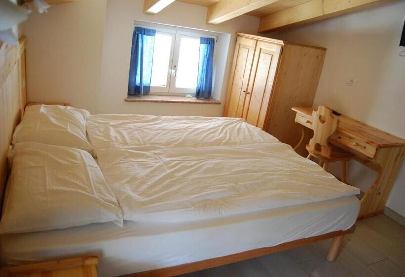 이코노미 룸, B&b Nido Delle Aquile