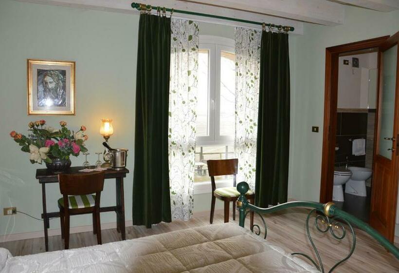 חדר סטנדרט, Corte Spina