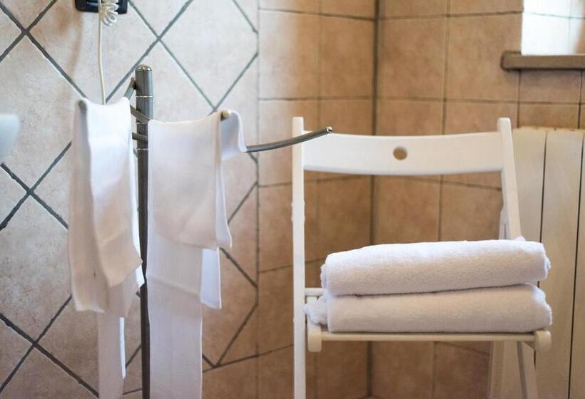 اتاق خانوادگی, Maremma Nel Tufo