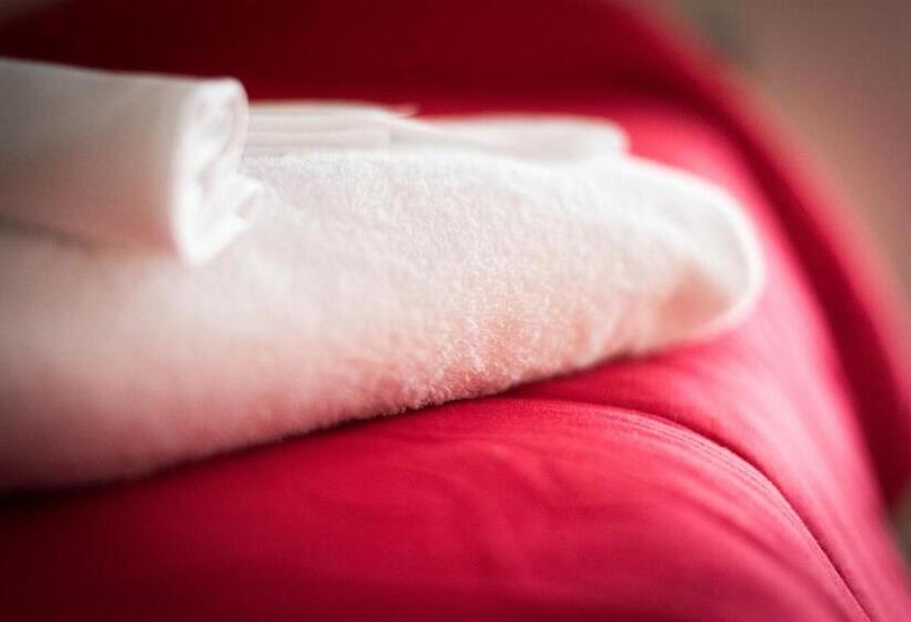 اتاق خانوادگی, Maremma Nel Tufo