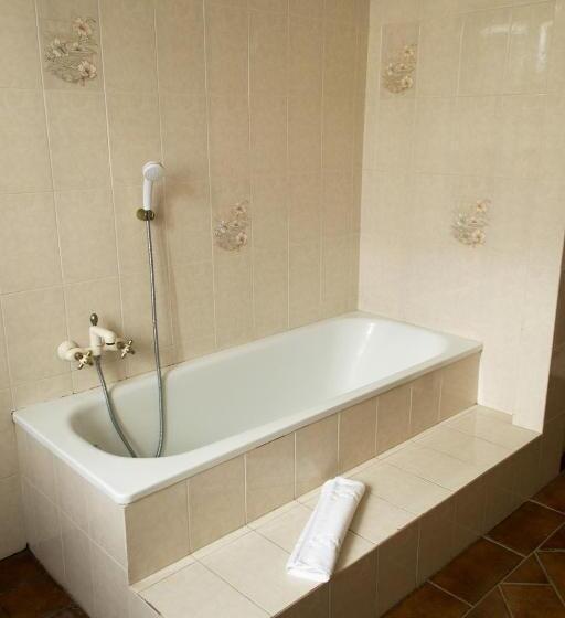 اتاق لوکس سه تخته, Maremma Nel Tufo